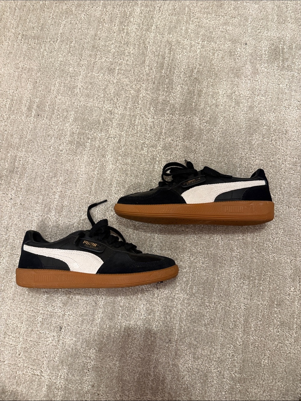 Puma Black White Gum-Soled Women's Sneakers